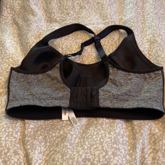 Grey and black sports bra - Picture 2 of 4